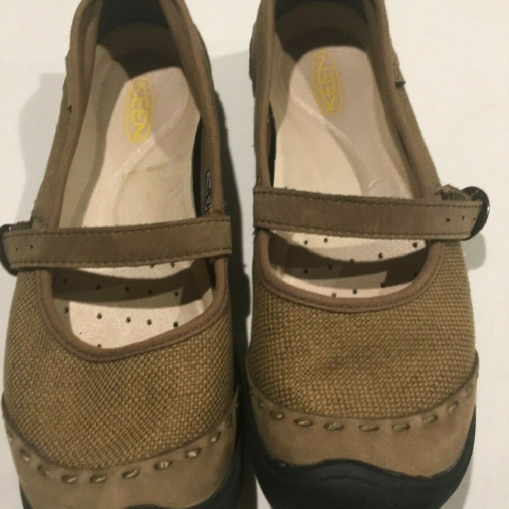 Keen Midori Mary Jane Flats Sz 6 Two Tone Green Ve